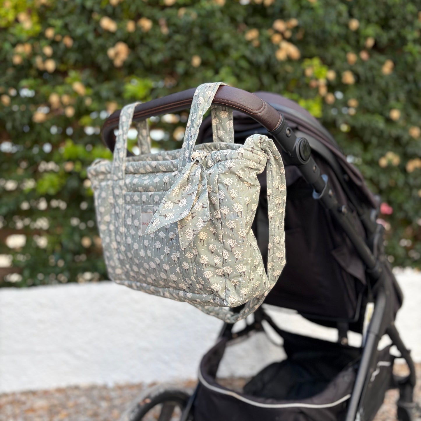 Bolso de paseo impermeable MAXI Cotton Bloom