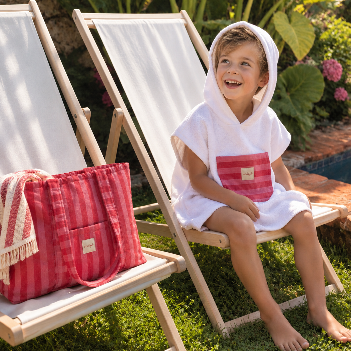 Poncho Playa Cherry Pop